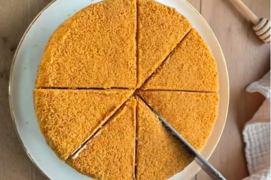 ruska medena torta (Medovik)